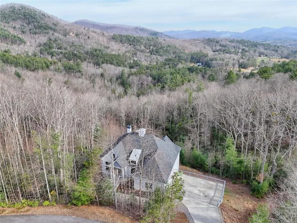 452 Chestnut Mountain Road Blairsville, GA 30512