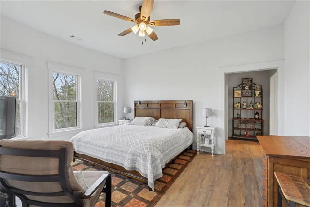 452 Chestnut Mountain Road Blairsville, GA 30512
