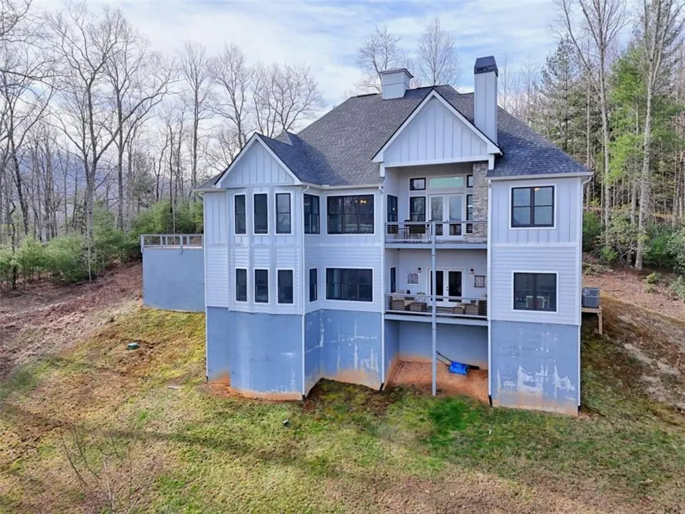 452 Chestnut Mountain Road Blairsville, GA 30512