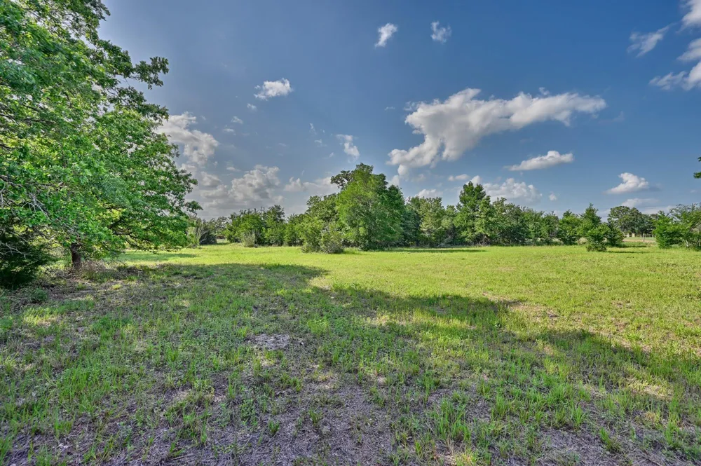 Lange Rd Road Ledbetter, TX 78946