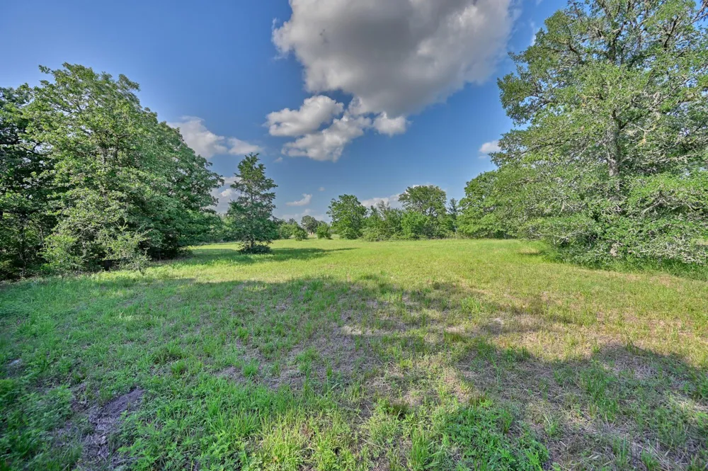 Lange Rd Road Ledbetter, TX 78946