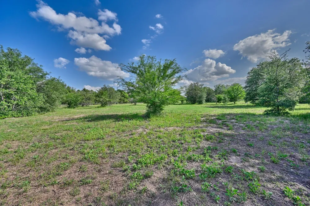 Lange Rd Road Ledbetter, TX 78946