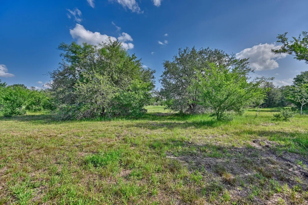 Lange Rd Road Ledbetter, TX 78946