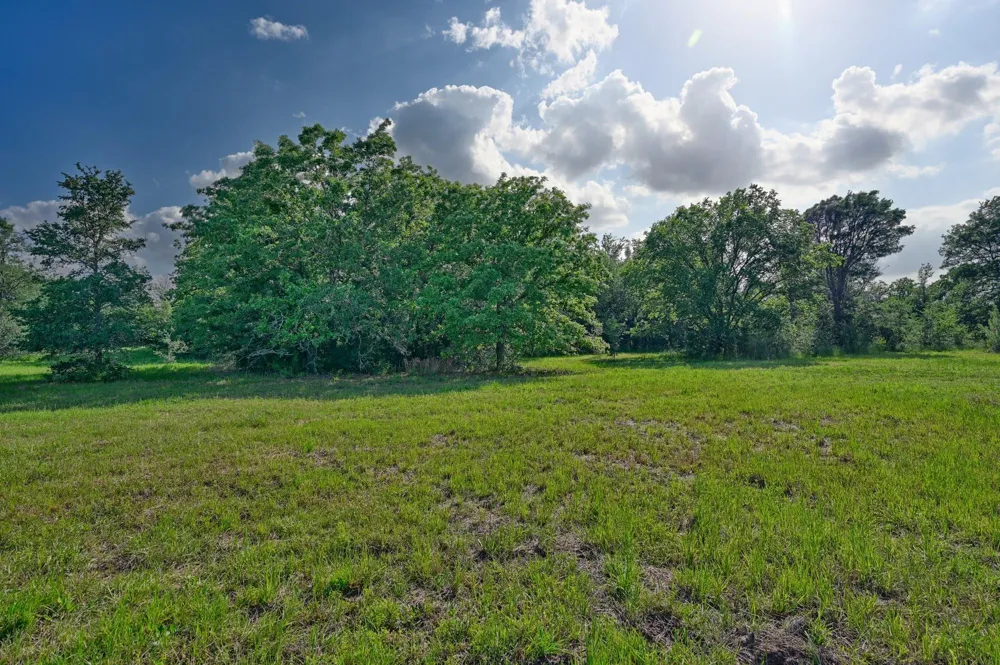 Lange Rd Road Ledbetter, TX 78946