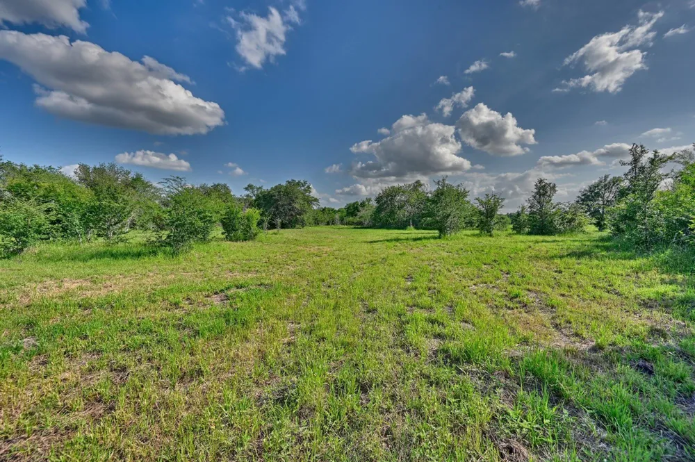 Lange Rd Ledbetter, TX 78946