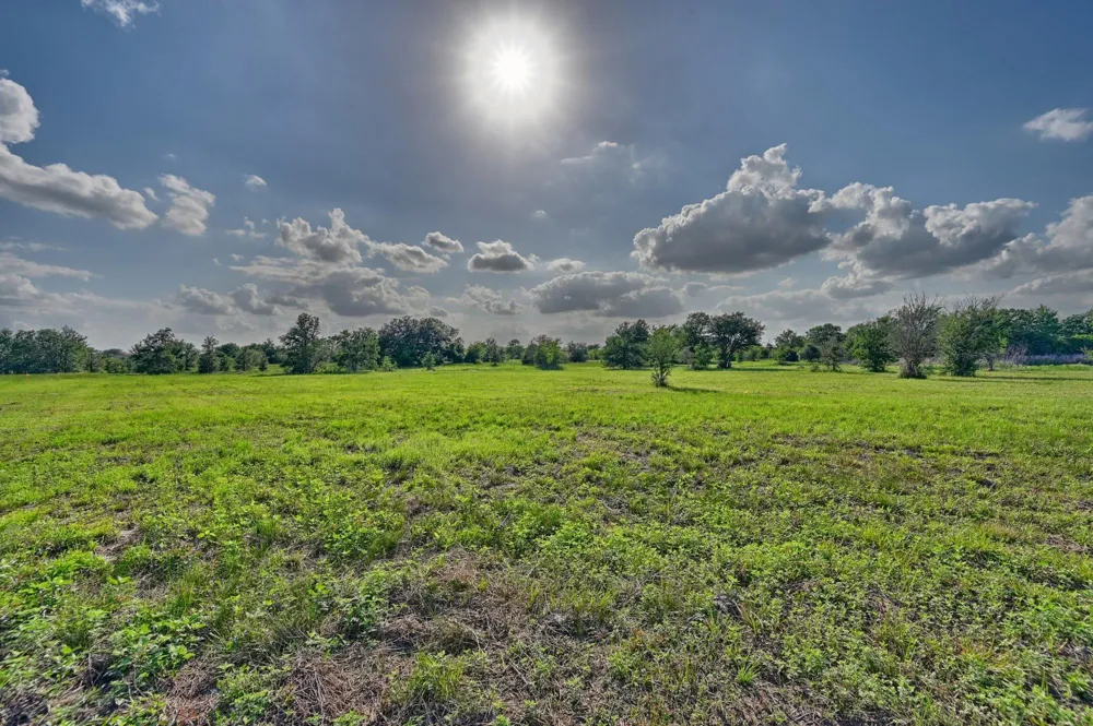Lange Rd Ledbetter, TX 78946