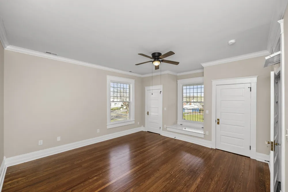 206 S Main St Mount Pleasant, TN 38474