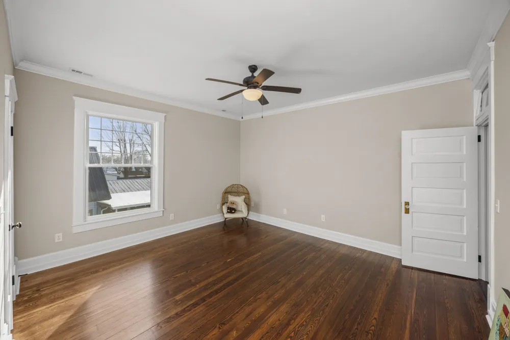 206 S Main St Mount Pleasant, TN 38474