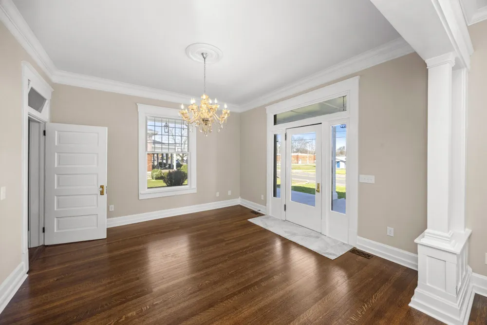 206 S Main St Mount Pleasant, TN 38474