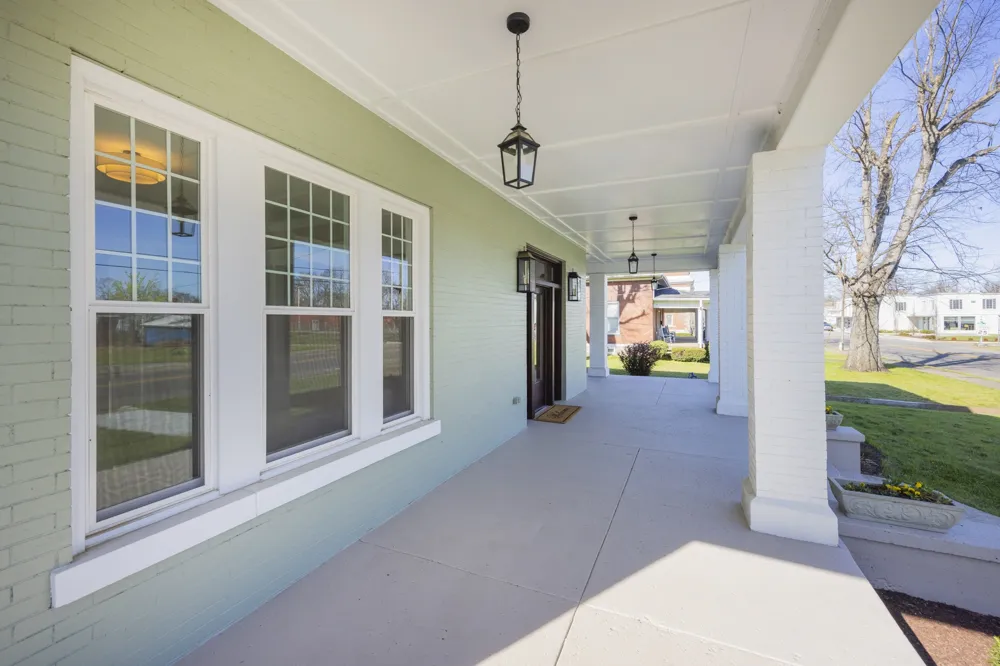 206 S Main St Mount Pleasant, TN 38474