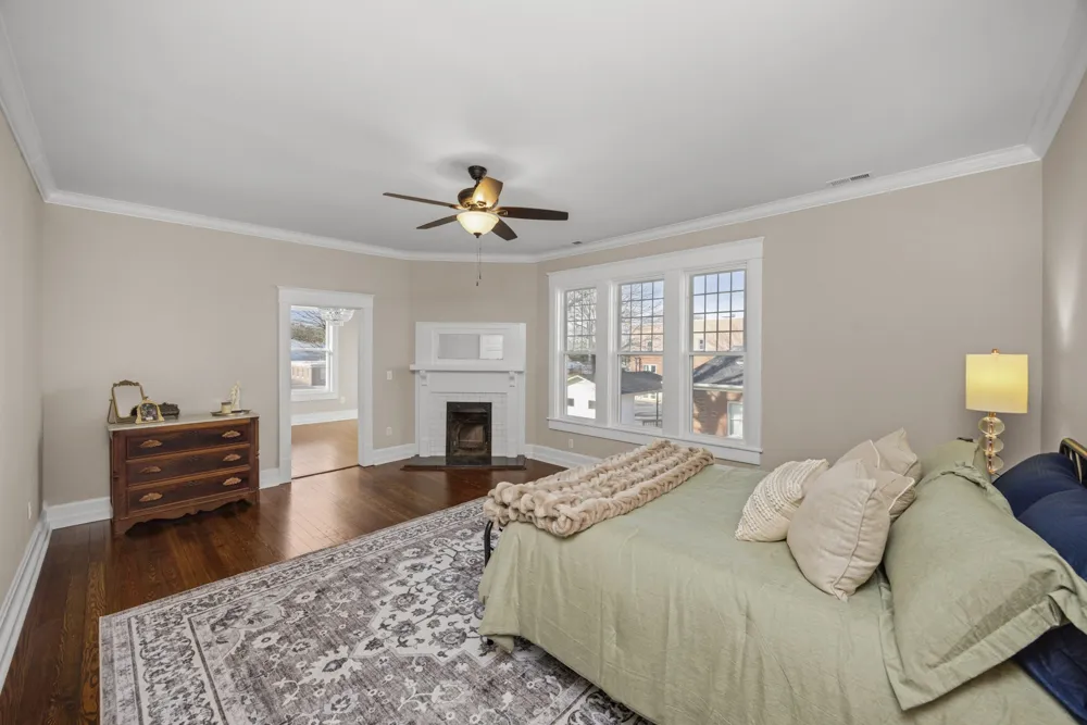 206 S Main St Mount Pleasant, TN 38474