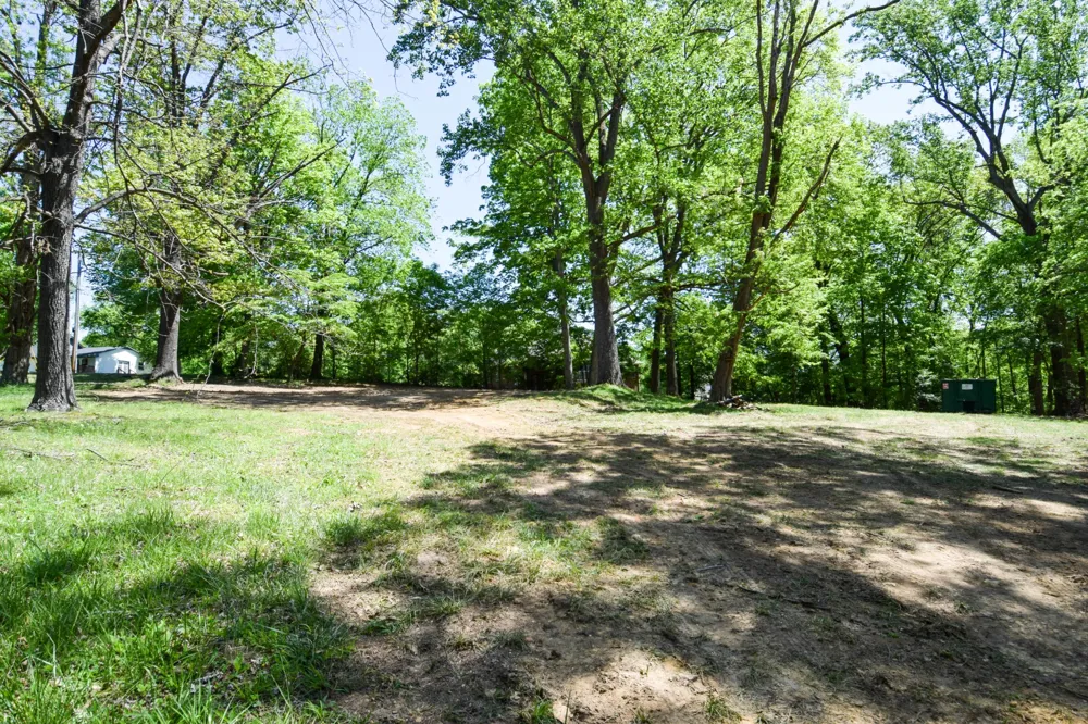 430 South Rd Cottontown, TN 37048