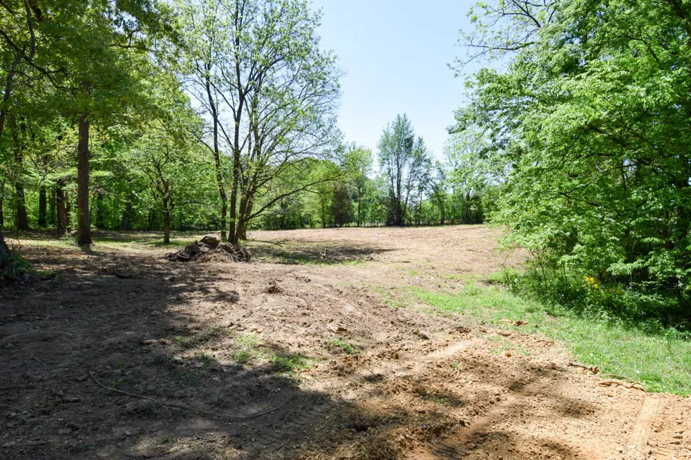 430 South Rd Cottontown, TN 37048