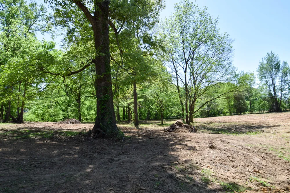 430 South Rd Cottontown, TN 37048