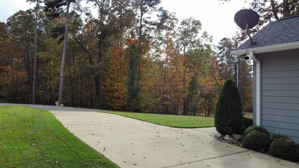 120 CHVAL DR Counce, TN 38326