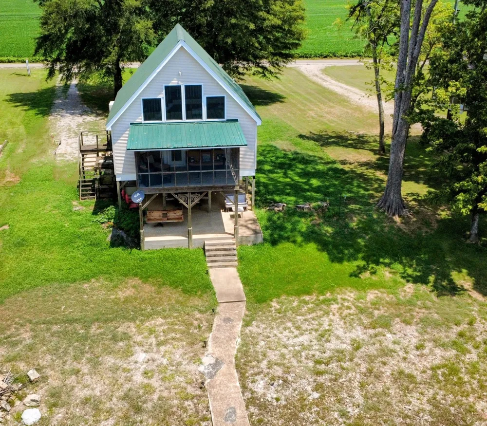 865 Arnold Ln Savannah, TN 38372
