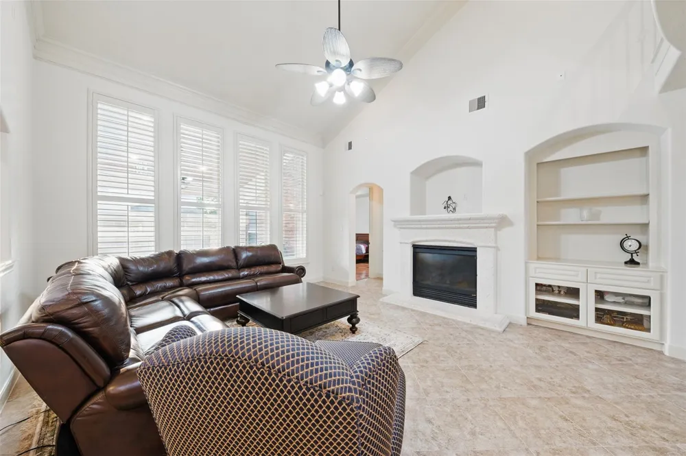 3602 Lindhaven Drive Pearland, TX 77584