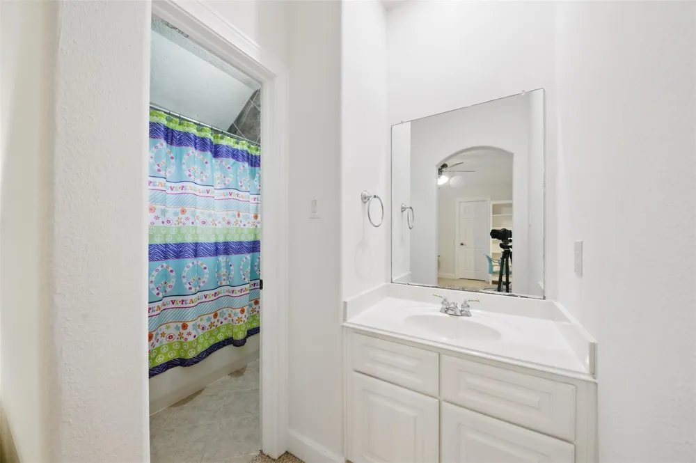 3602 Lindhaven Drive Pearland, TX 77584