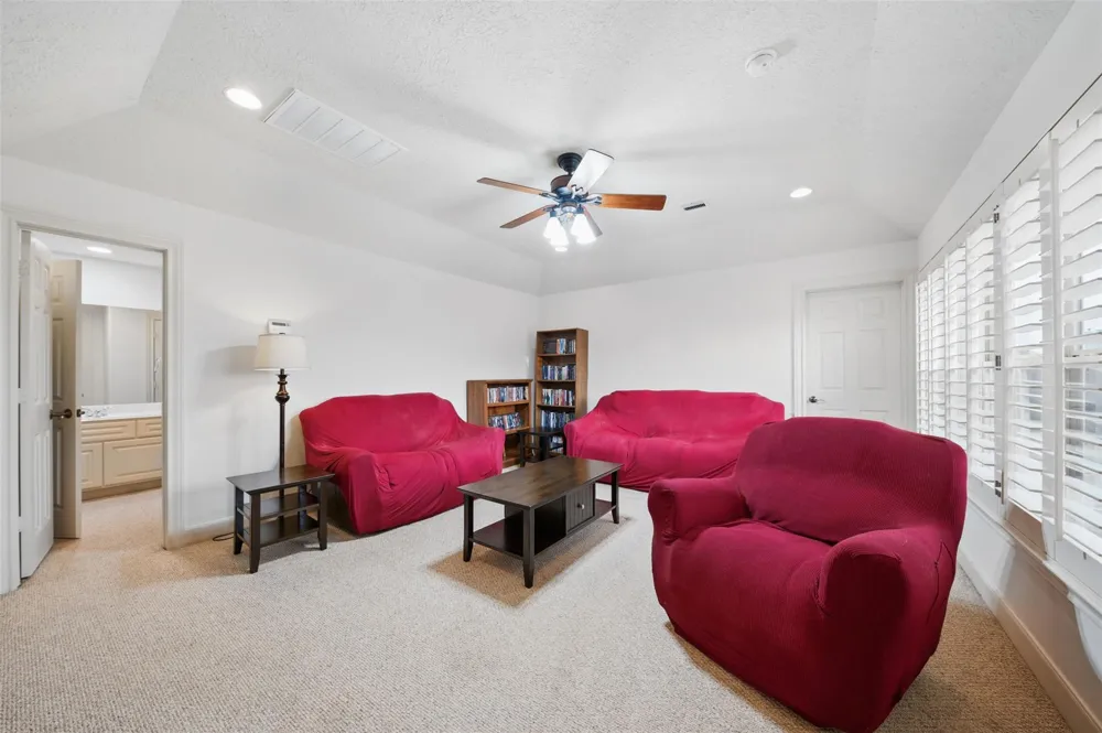 3602 Lindhaven Drive Pearland, TX 77584