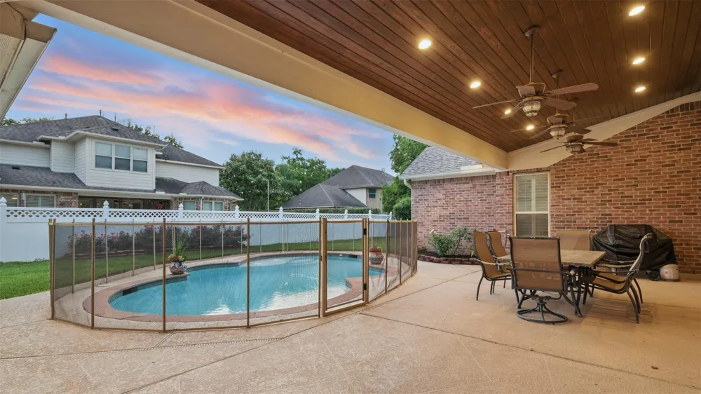 3602 Lindhaven Drive Pearland, TX 77584