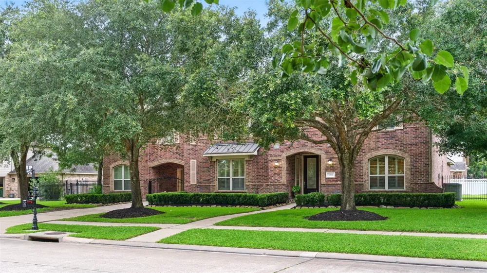 3602 Lindhaven Drive Pearland, TX 77584