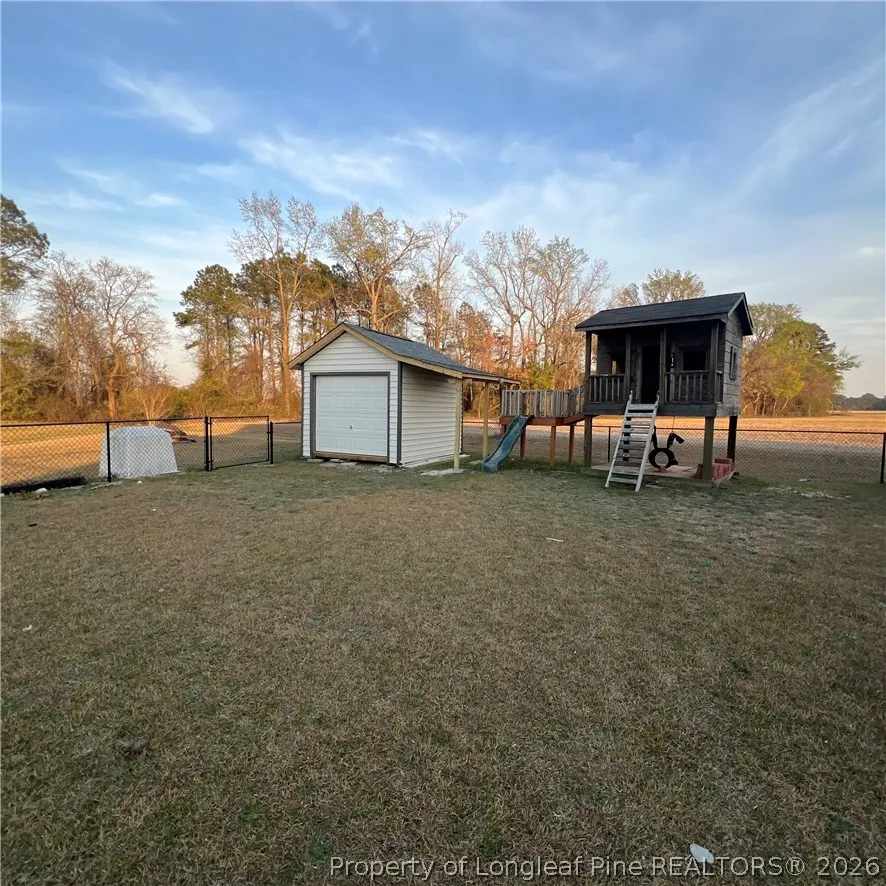 5616 Royal Pines Circle Wade, NC 28395