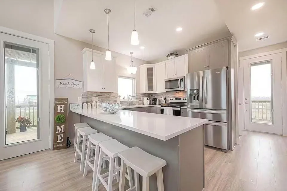226 Bay Avenue Freeport, TX 77541