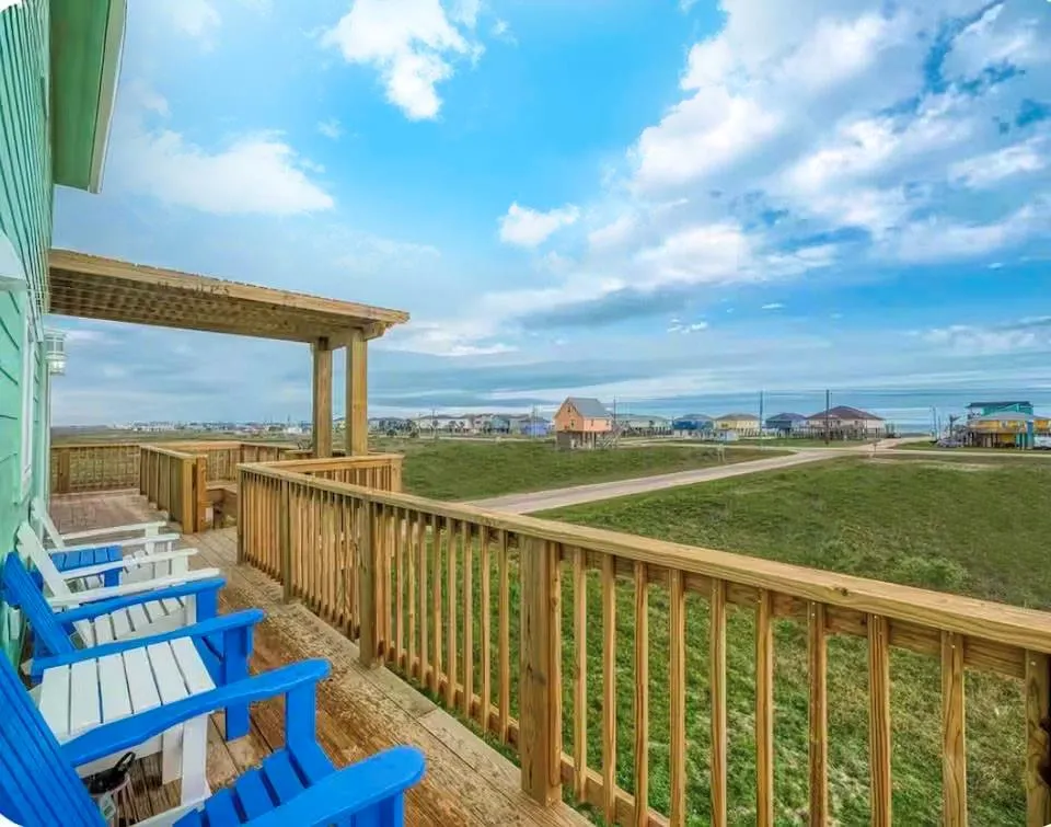 226 Bay Avenue Freeport, TX 77541