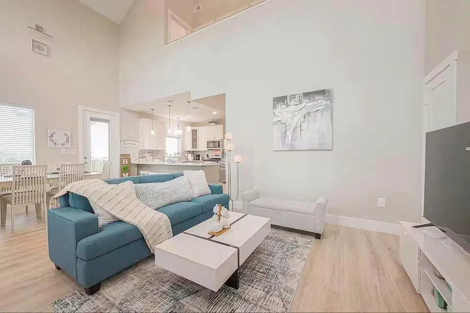 226 Bay Avenue Freeport, TX 77541