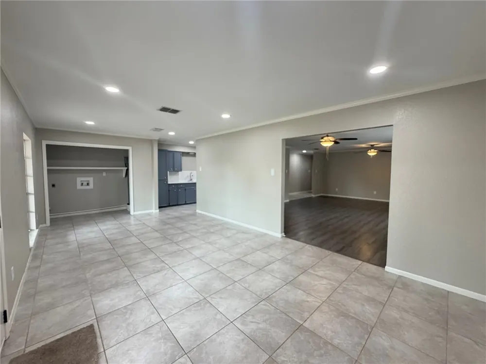 749 Alhambra Drive Corpus Christi, TX 78418