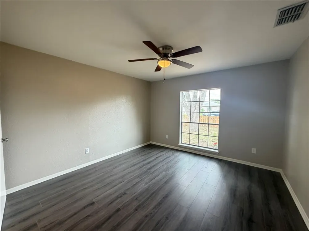 749 Alhambra Drive Corpus Christi, TX 78418