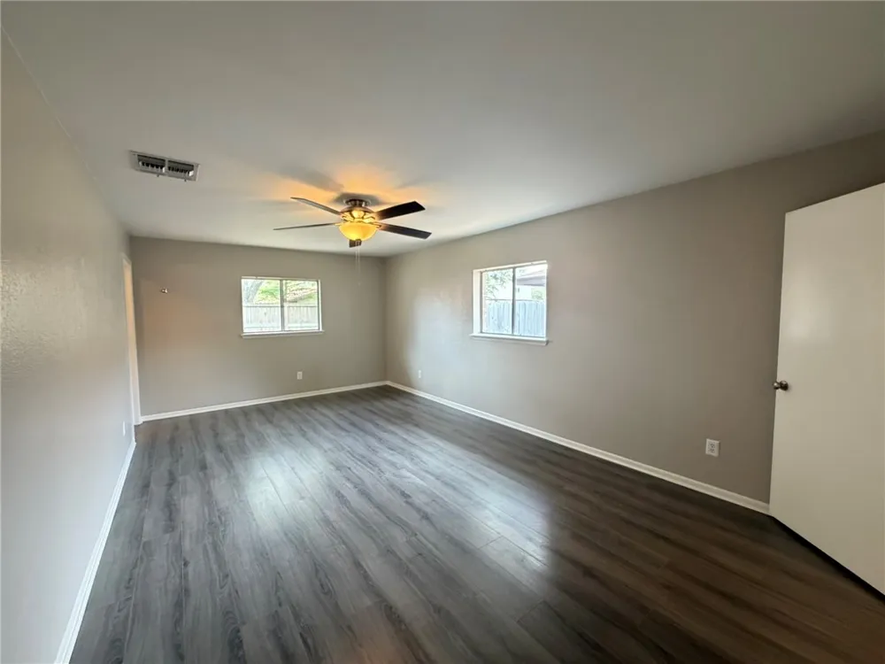 749 Alhambra Drive Corpus Christi, TX 78418