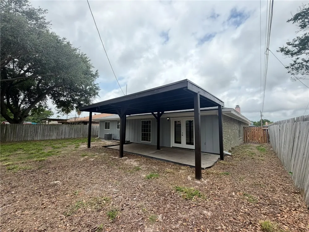 749 Alhambra Drive Corpus Christi, TX 78418