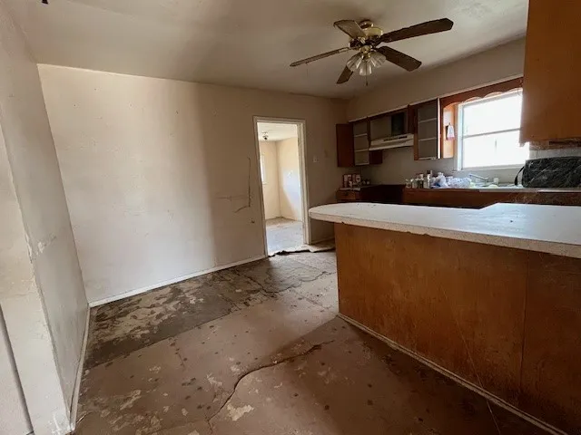 310 W Tilley Street Hebbronville, TX 78361