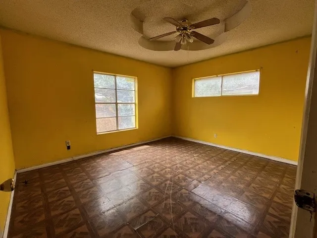 310 W Tilley Street Hebbronville, TX 78361