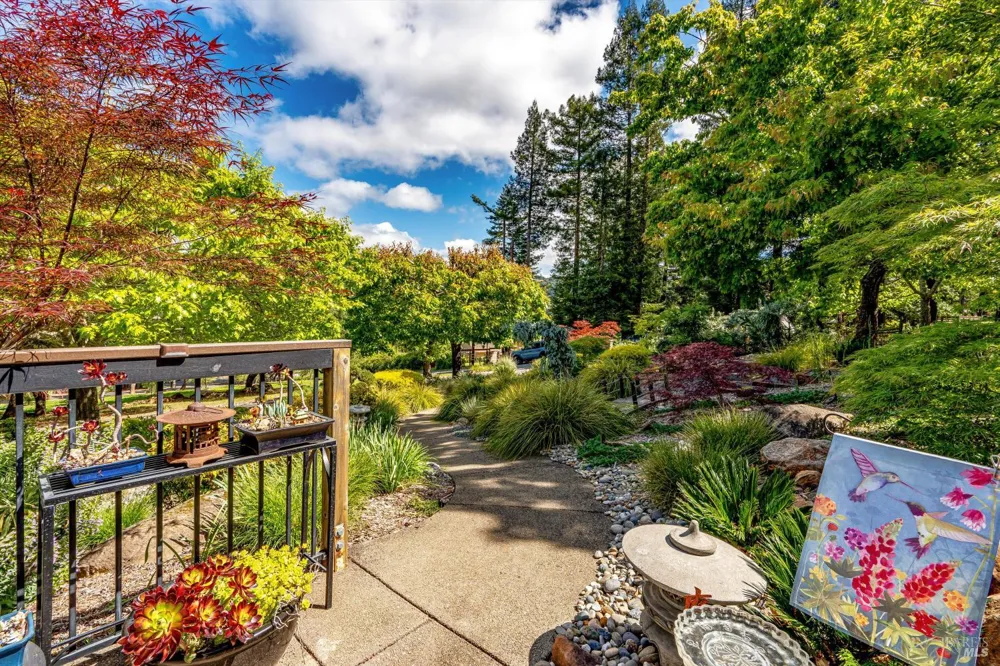 4089 Bayberry Drive Santa Rosa, CA 95404