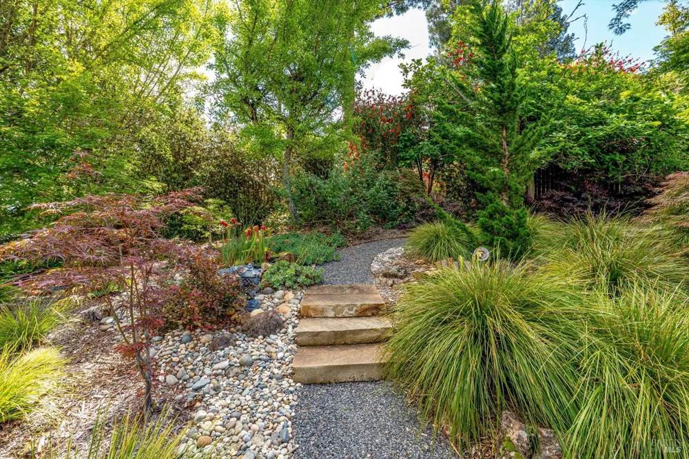 4089 Bayberry Drive Santa Rosa, CA 95404