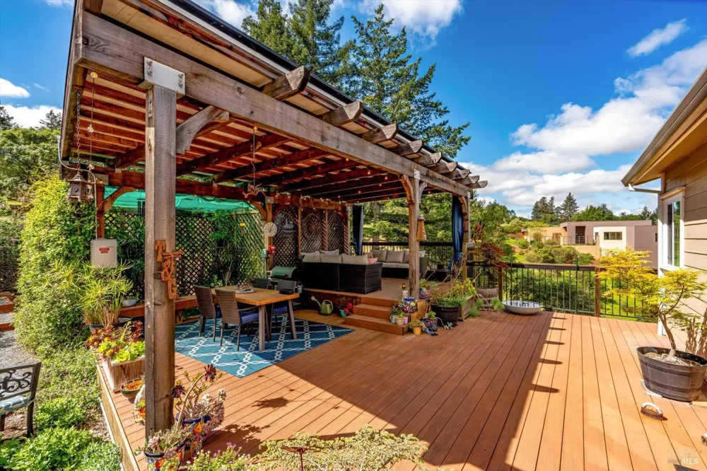 4089 Bayberry Drive Santa Rosa, CA 95404