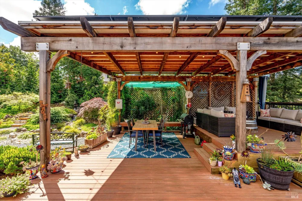 4089 Bayberry Drive Santa Rosa, CA 95404