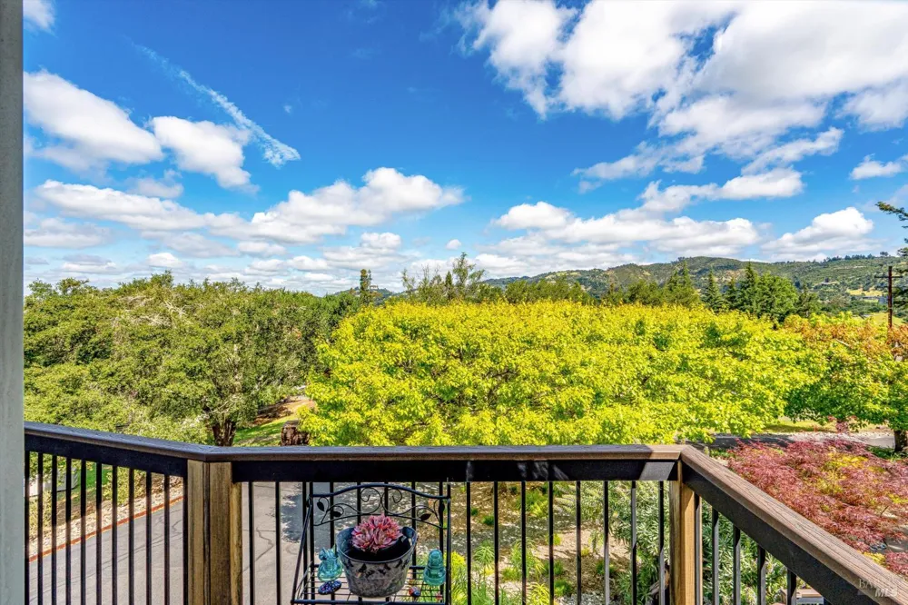 4089 Bayberry Drive Santa Rosa, CA 95404