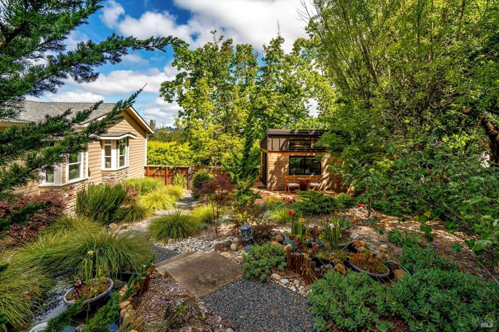 4089 Bayberry Drive Santa Rosa, CA 95404