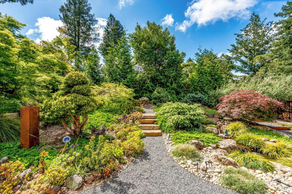 4089 Bayberry Drive Santa Rosa, CA 95404