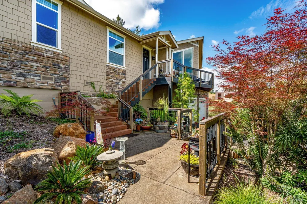 4089 Bayberry Drive Santa Rosa, CA 95404