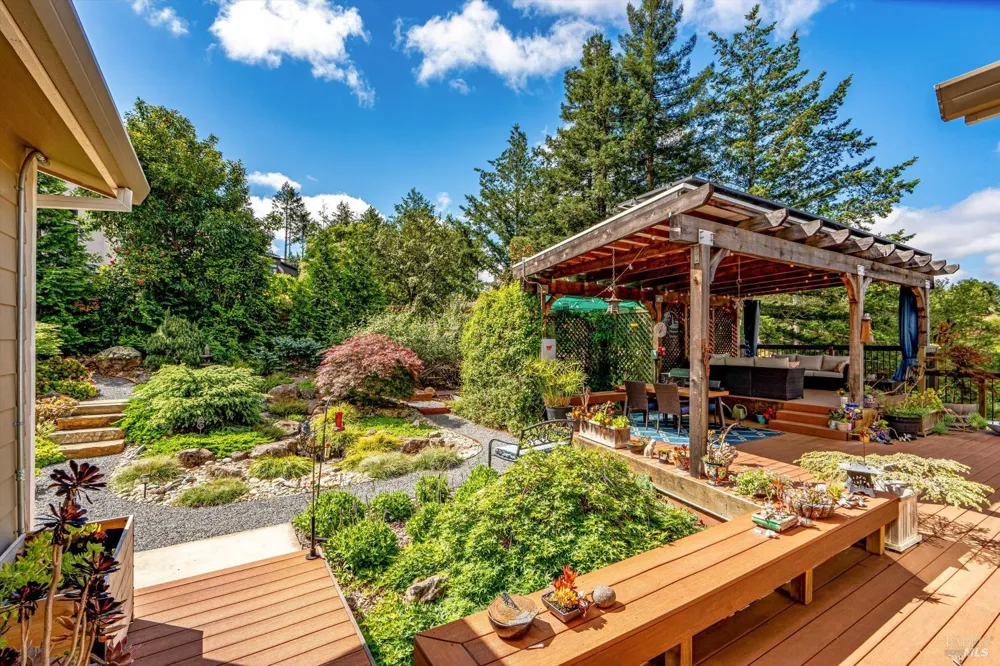 4089 Bayberry Drive Santa Rosa, CA 95404