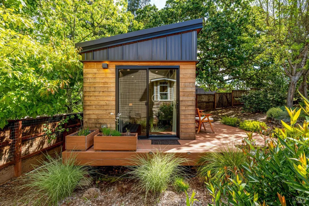 4089 Bayberry Drive Santa Rosa, CA 95404