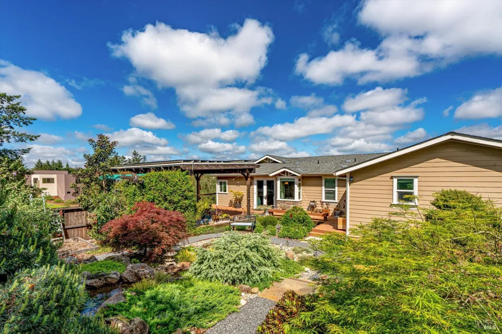 4089 Bayberry Drive Santa Rosa, CA 95404