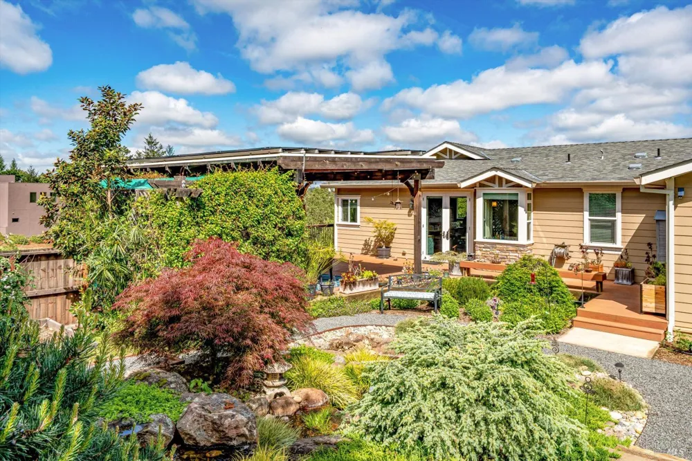 4089 Bayberry Drive Santa Rosa, CA 95404