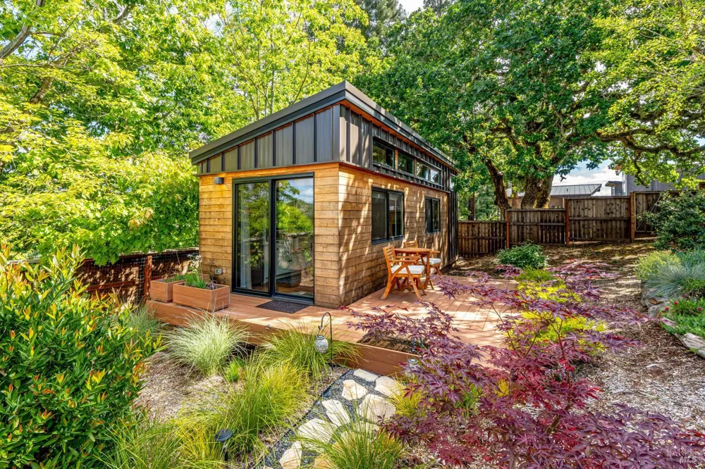 4089 Bayberry Drive Santa Rosa, CA 95404