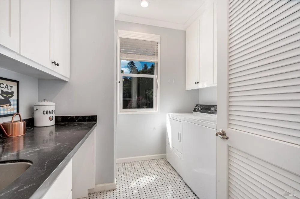 4089 Bayberry Drive Santa Rosa, CA 95404