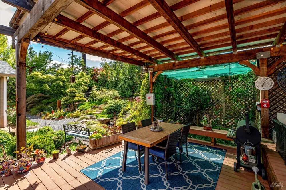 4089 Bayberry Drive Santa Rosa, CA 95404
